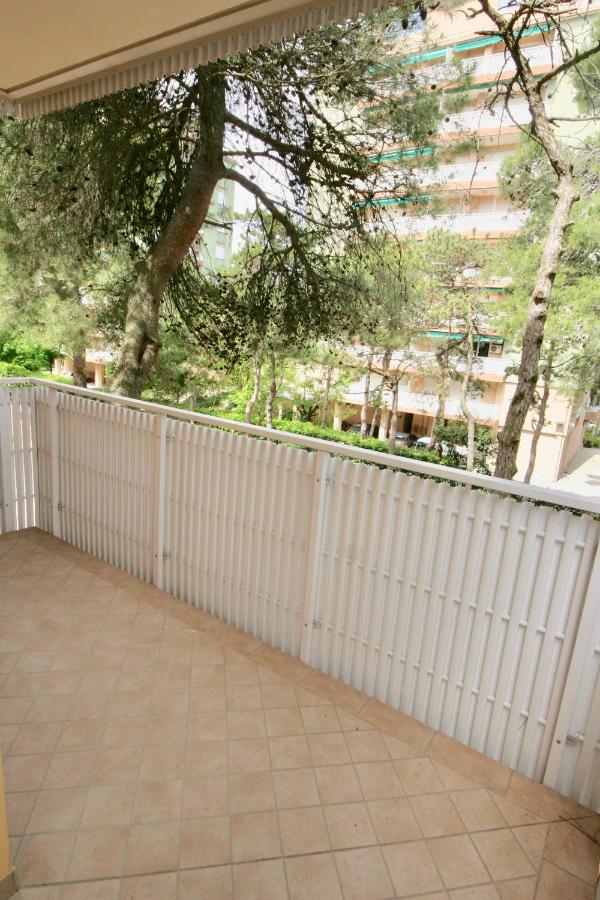 Ba- Tintoretto Apartments - Lignano Sabbiadoro Exterior photo